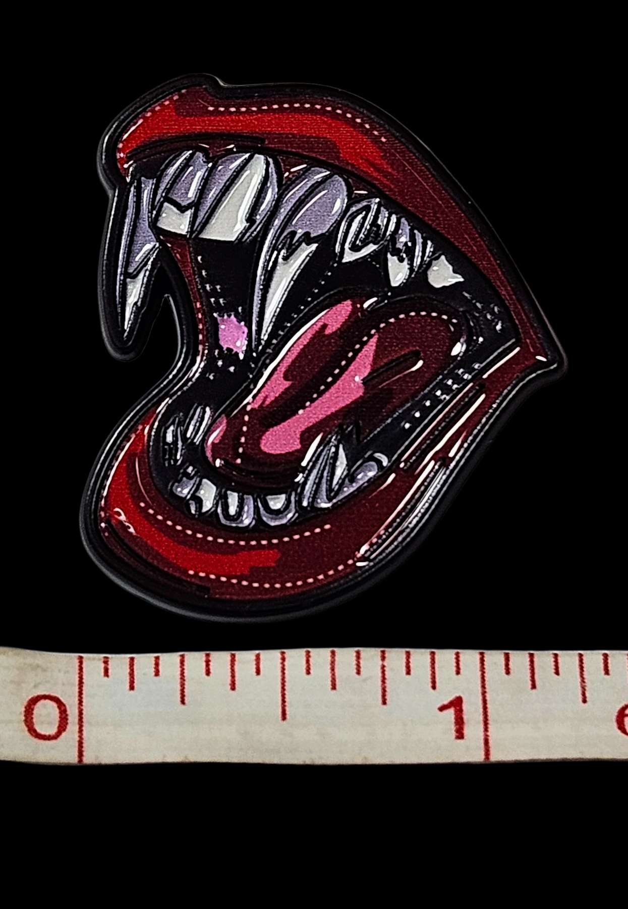Vampire Lips Pin